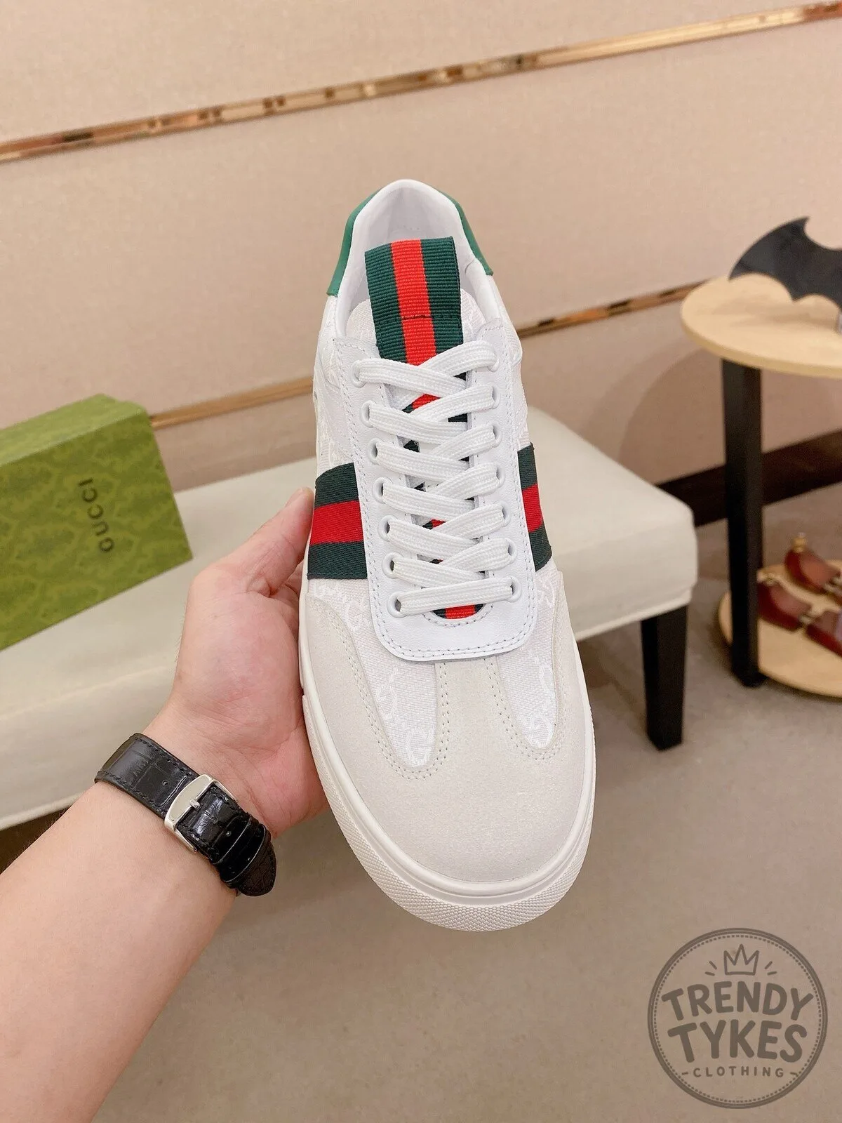 Gucci White Leather Stripe Accent Sneakers 6 Gucci White Leather Stripe Accent Sneakers