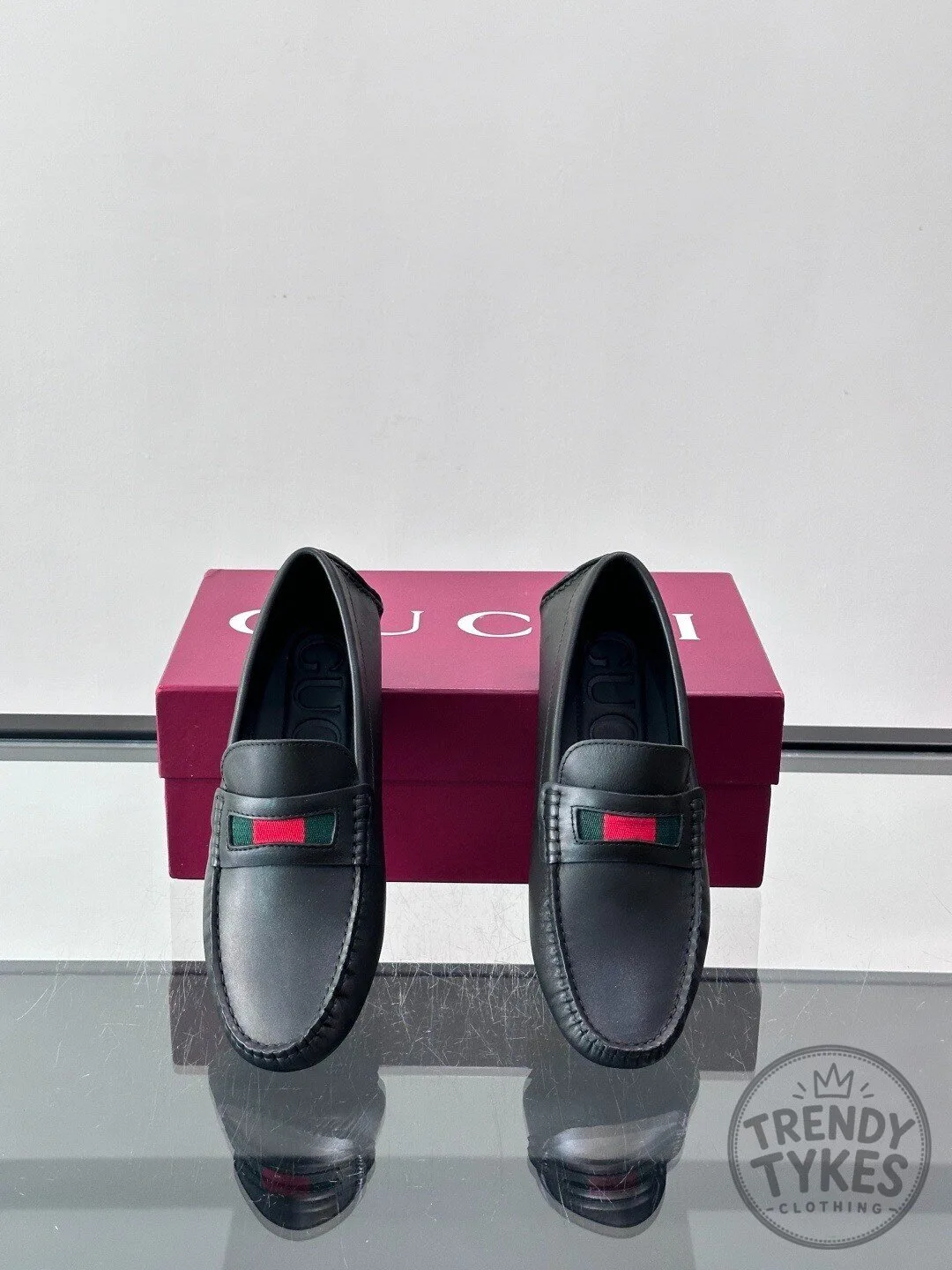 Gucci Black Leather Loafers with Green and Red Web Stripe 6 Gucci Black Leather Loafers with Green and Red Web Stripe